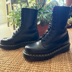 Dr.Martens Bex 1490 Boots